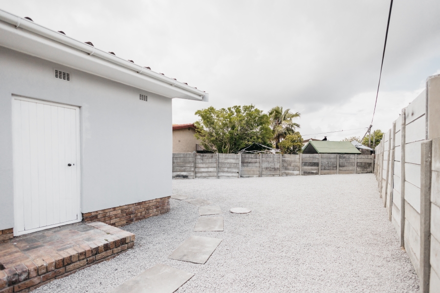 To Let 3 Bedroom Property for Rent in Windsor Park Western Cape